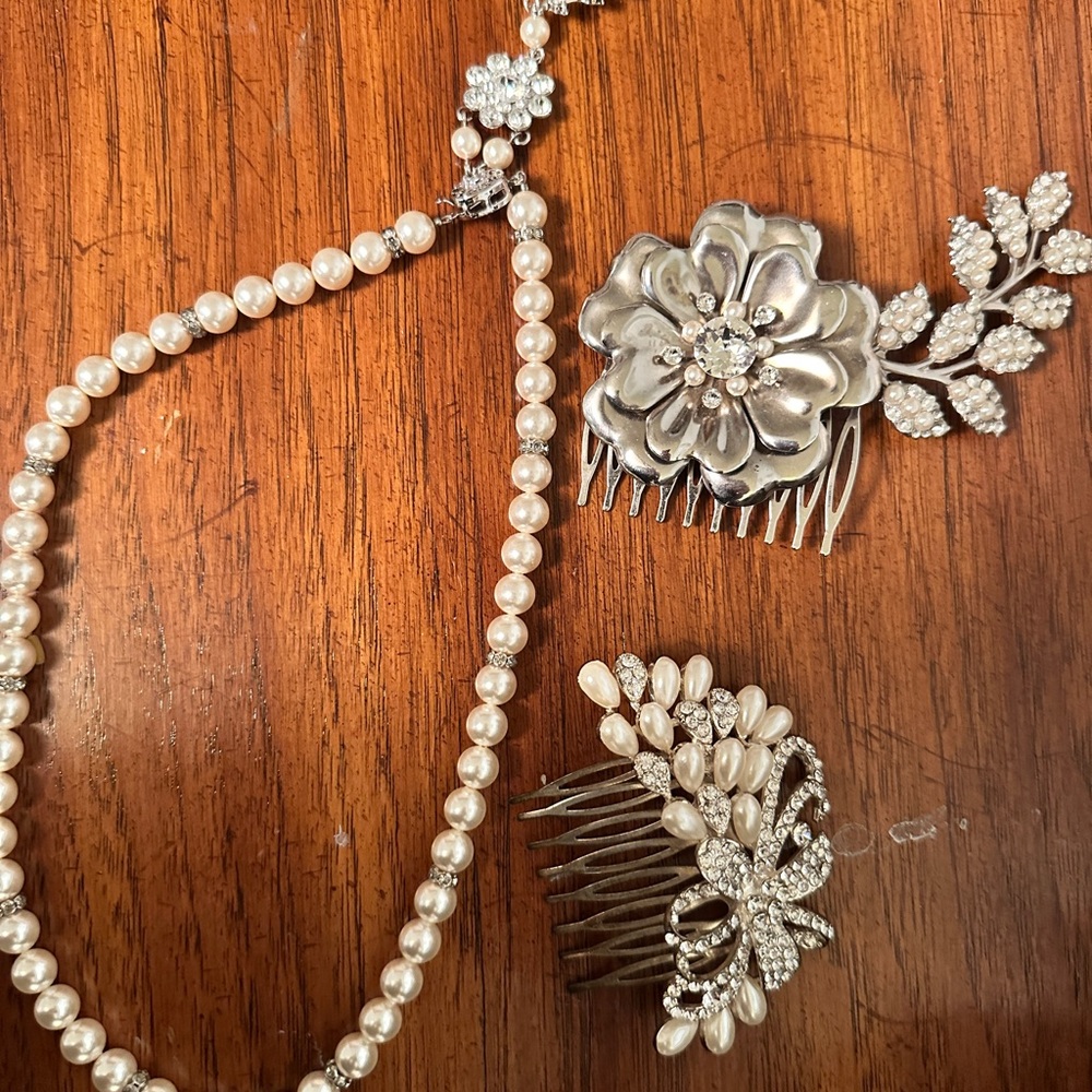 Elegant Pearl and Silver Hair Accessory Set